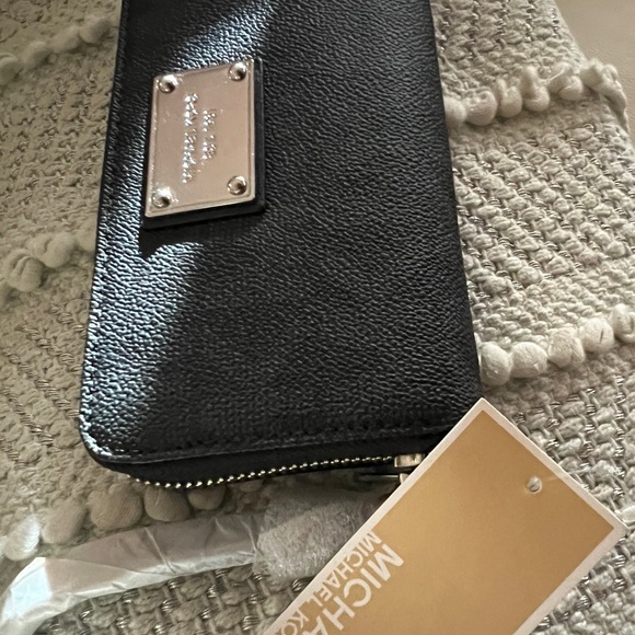 Wallet - Picture 4 of 6